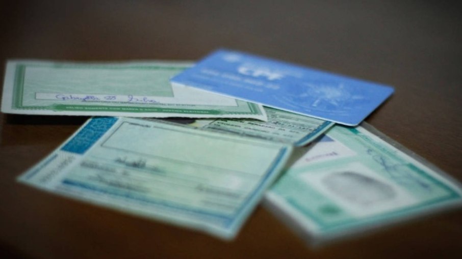 STF e PF abrem investigações sobre vazamento e venda de dados de autoridades