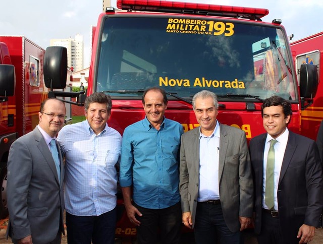 Reinaldo entrega 21 viaturas para o Corpo de Bombeiros nesta terça-feira na Capital Reinaldo entrega 21 viaturas para o Corpo de Bombeiros nesta terça-feira na Capital