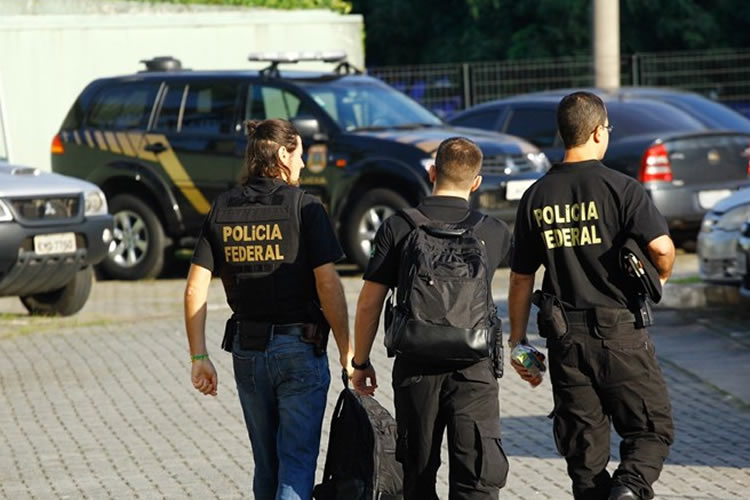 PF apreendeu 32 quilos de cocaína dentro de prumos de construção