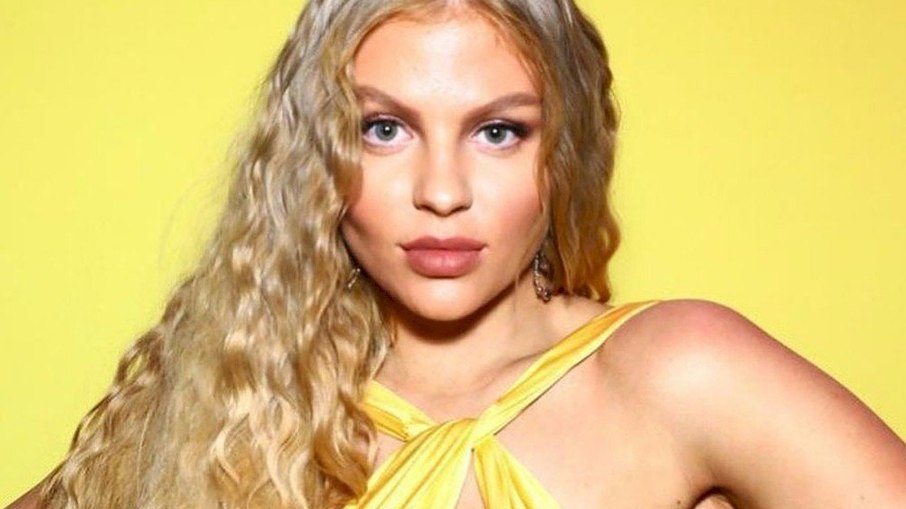 Luísa Sonza sentiu pressão para ter filhos aos 19 anos: "Não estava pronta" Luísa Sonza sentiu pressão para ter filhos aos 19 anos: "Não estava pronta"