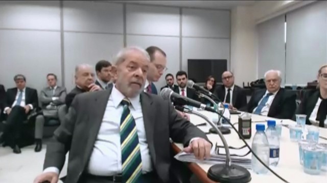 MPF pede prisão do ex-presidente Lula e pagamento de R$ 87 milhões em multas Depoimento de Lula a Moro em Curitiba (Foto: Reprodução/GloboNews)