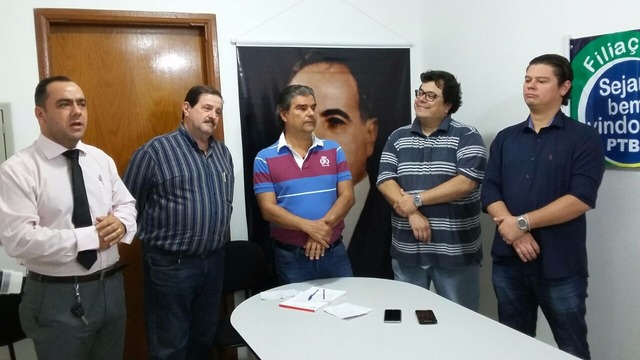 Advogado Zanatta, tesoureiro do PTB Francisco Pierette, Nelsinho Trad, Victor Eugênio, vereador Otávio Trad