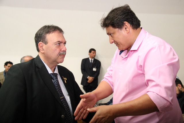 Deputado Dr. Paulo Siufi cobra acordo para regularização de repasse dos agentes de saúde Deputado Dr. Paulo Siufi cobra acordo para regularização de repasse dos agentes de saúde