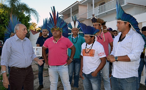 Pedro Chaves viabiliza reforma de caminhão para Aldeia Buriti