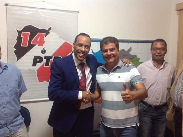 Presidente Nacional do PTB AFRO Carlos Santos e o presidente estadual do PTB-MS Nelsinho Trad