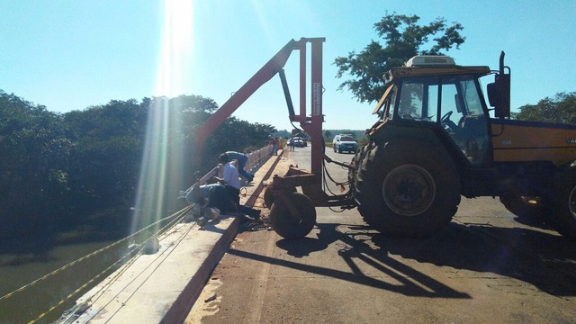 Encontrados corpos de mãe e filha que caíram com carro em rio de Nova Alvorada do Sul