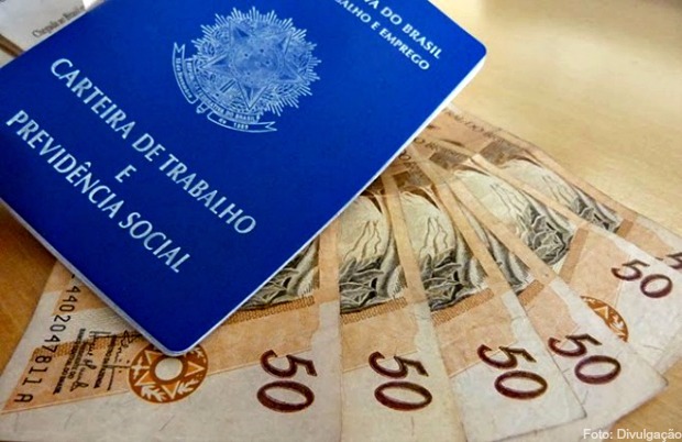 Dívida total com FGTS soma R$ 24,7 bilhões e atinge 8 milhões de trabalhadores Dívida total com FGTS soma R$ 24,7 bilhões e atinge 8 milhões de trabalhadores