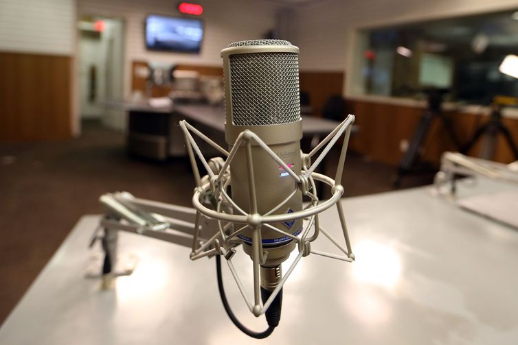 Ministério estabelece critérios para 66 rádios migrarem de AM para FM © Marcello Casal JrAgência Brasil