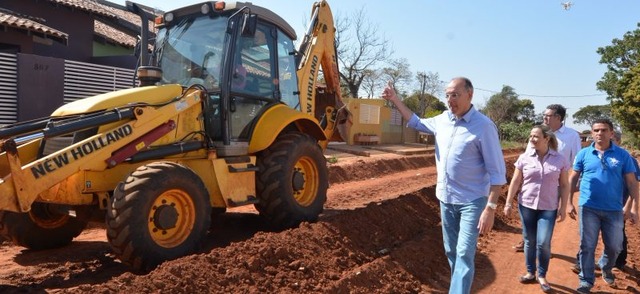 Prefeitura de Ponta Porã, abre frente de trabalho na região sul