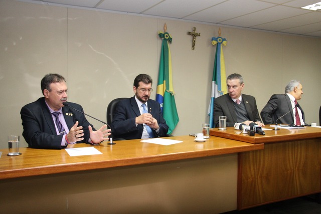 Para Deputado Dr. Paulo Siufi, JBS fez confissão de culpa ao afirmar que não cumpriu Tare em unidade de ponta Porã Para Deputado Dr. Paulo Siufi, JBS fez confissão de culpa ao afirmar que não cumpriu Tare em unidade de ponta Porã