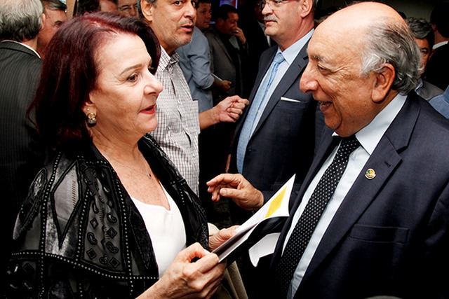 MEC reconhece importância da cartilha criada por Pedro Chaves Secretária de Educação destacou a importância da cartilha criada por Chaves para orientar alunos e professores