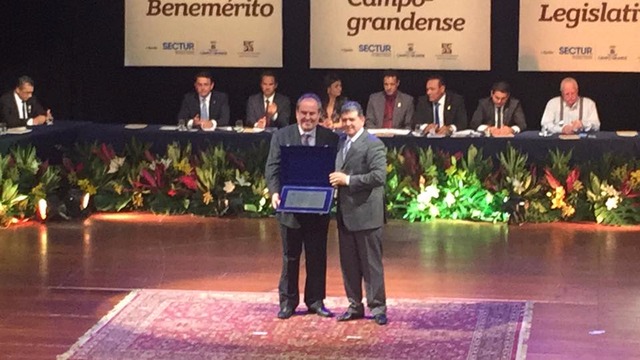 Por vaga em chapa em 2018, guerra nos bastidores tem família, ex-governador e briga para ser vice João Rocha (PSDB), presidente da Câmara, fez homenagem a Lacerda, que está mais próximo dos tucanos e tem despertado desconfianças na administração Trad (Foto: Arquivo)