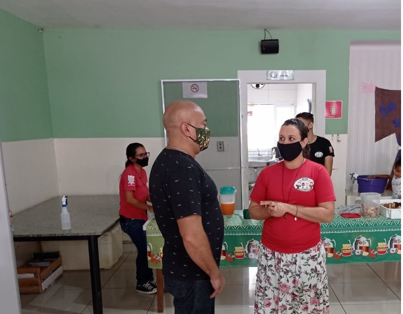 Guerreiro faz visita e destaca trabalho da Associação Lar do Pequeno Assis