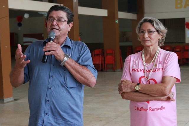 Prefeitura apoia a campanha Outubro Rosa Prefeitura apoia a campanha Outubro Rosa