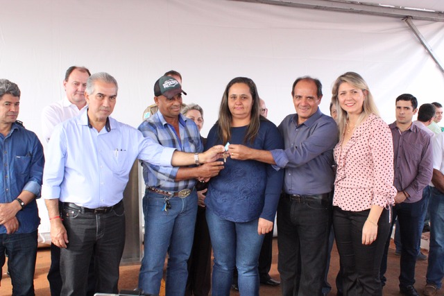 Prefeito Arlei recebe governador Reinaldo Azambuja e garante implantação do primeiro Colégio do Corpo de Bombeiros Militar do MS Prefeito Arlei recebe governador Reinaldo Azambuja e garante implantação do primeiro Colégio do Corpo de Bombeiros Militar do MS