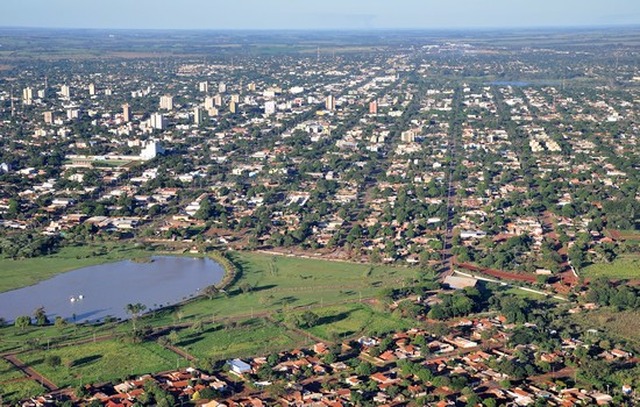 Justiça determina que Município de Dourados exonere servidores temporários contratados Justiça determina que Município de Dourados exonere servidores temporários contratados