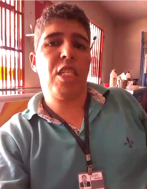 Jovem tenta entrar em escola pública se passando por pesquisador do IBOPE e MEC Imagens retirada do vídeo, divulgada na internet do suposto pesquisador do IBPE