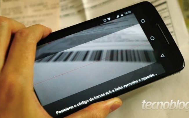 E-mail falso da Claro tenta roubar R$ 489,90 através de boleto E-mail falso da Claro tenta roubar R$ 489,90 através de boleto