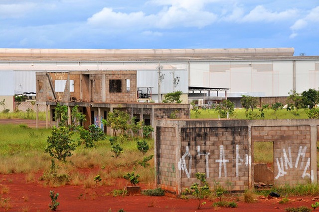 Prefeitura retomou 34 lotes de empresas que não cumpriram a lei de incentivo Algumas empresas receberam área no polo na saída para Aquidauana mas não iniciaram projetos e perderão incentivos - Valdenir Rezende / Correio do Estado