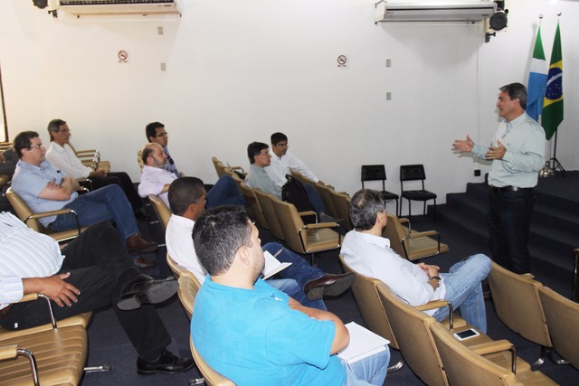 Mato Grosso do Sul terá grupo de trabalho para monitorar mosca-dos-estábulos Superintendente Rogério Beretta fala da importância da formação do grupo de trabalho.