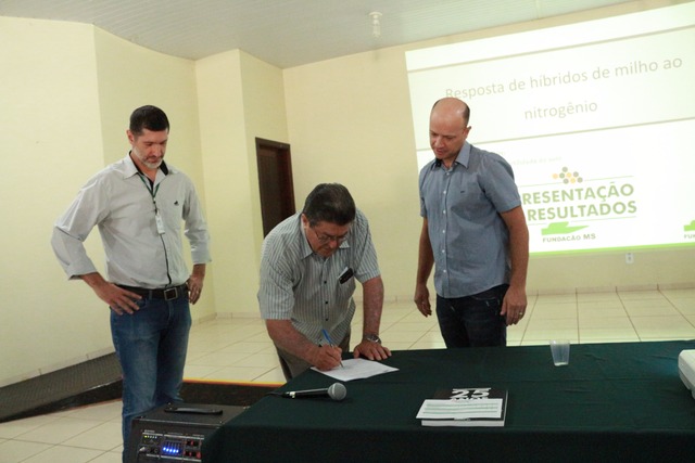 Prefeitura de Rio Brilhante firma parceria com Fundação MS Prefeitura de Rio Brilhante firma parceria com Fundação MS