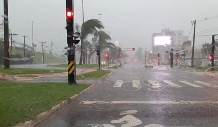 Chuva melhora umidade do ar e ameniza calor em todo Estado