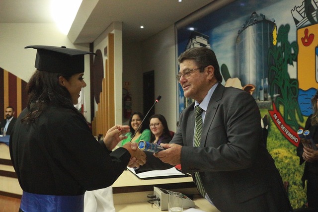 UFMS realizou formatura da turma de administração pública do polo EAD de Rio Brilhante