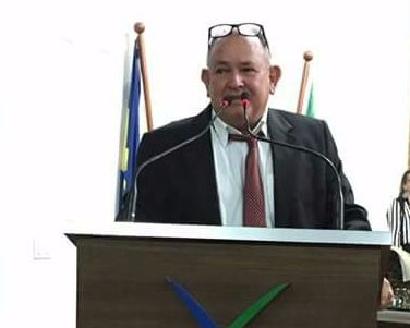Vereador Vanderlei Bueno cobra recuperação de estradas rurais