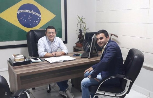 Deputado federal Elizeu recebe o vereador Adão