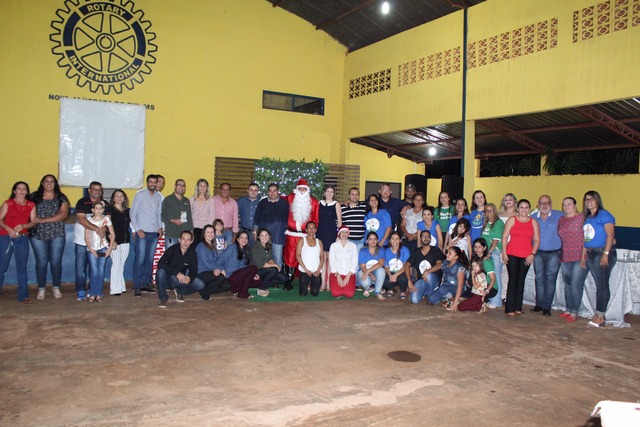 APAE realiza festa de encerramento das atividades APAE realiza festa de encerramento das atividades