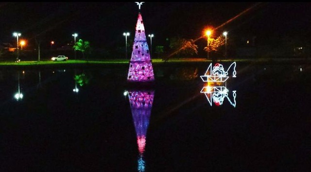 Reinauguração da casa do papai Noel em Nova Alvorada do Sul, atrai milhares de pessoas Reinauguração da casa do papai Noel em Nova Alvorada do Sul, atrai milhares de pessoas