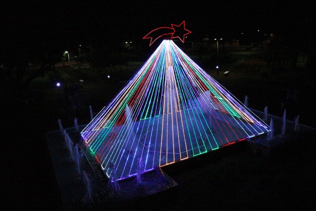 Chegada do Papai Noel na Praça Dr. Boaventura em Rio Brilhante será nesta terça-feira (12) Chegada do Papai Noel na Praça Dr. Boaventura em Rio Brilhante será nesta terça-feira (12)