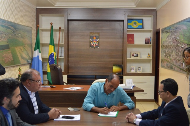 Prefeitura doa terreno para construção do prédio-sede da Promotoria de Justiça de Nova Alvorada do Sul