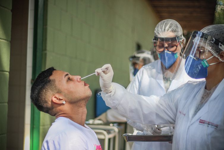 País registra 238,5 mil mortes causadas por covid-19 © David Oliveira/Guarani FC/Direitos Reservados