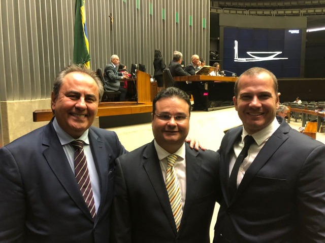 Fábio Trad é empossado deputado federal Antonio Carlos Lacerda, presidente estadual do PSD/MS, Advogado e professor e agora Deputado Federal Fabio Trad e Robson Gatti, presidente da executiva Municipal do PSD/MS