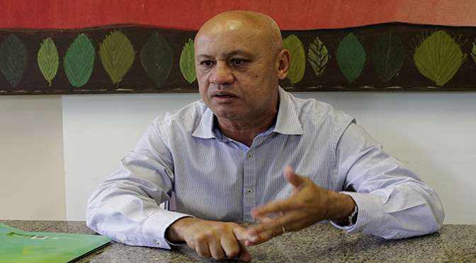 Governo do Estado libera R$ 1,5 bi em salários, metade do orçamento anual da Capital Secretário Carlos Alberto de Assis: Governo do Estado tem como prioridade o pagamento em dia dos servidores.