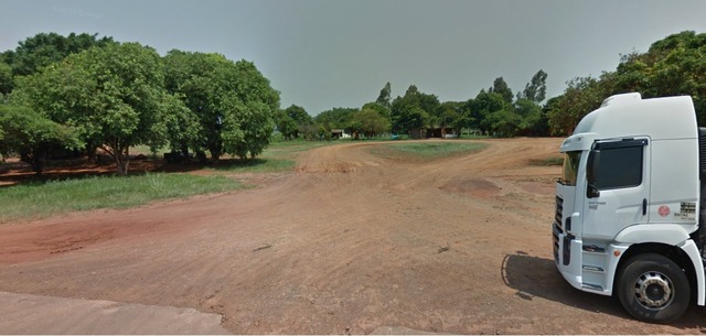 Os policiais suspeitarem da movimentação estranha de carretas tanque neste local que fica as margens da BR 267 na altura do KM 228, local conhecido como lanchonete Café e Cia. Foto Leandro Medina