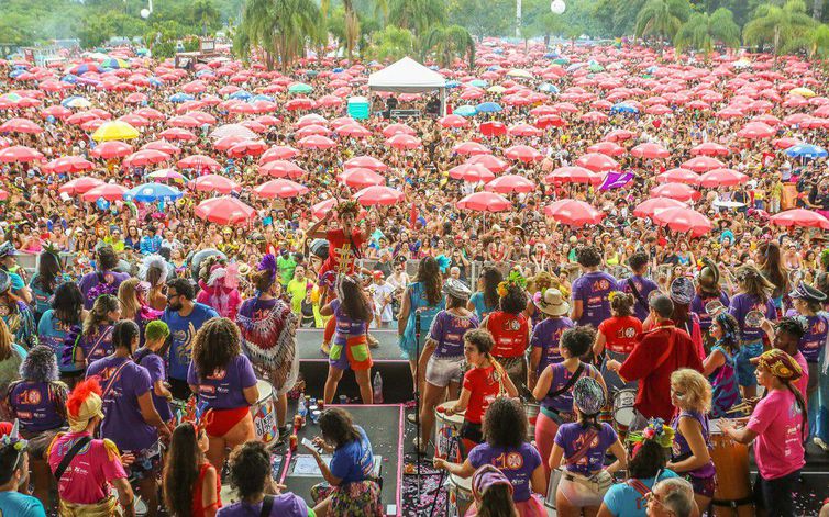 Ecad divulga lista com as 50 músicas mais tocadas no carnaval © Fernando Maia/Riotur