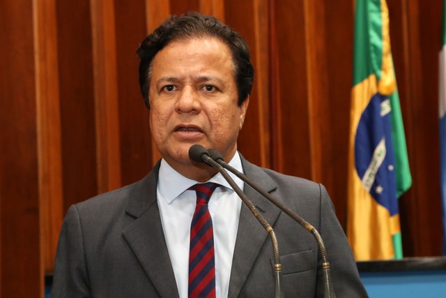De autoria do deputado Amarildo Cruz, o Dia do Poeta e da Poesia entra no calendário cívico de MS De autoria do deputado Amarildo Cruz, o Dia do Poeta e da Poesia entra no calendário cívico de MS