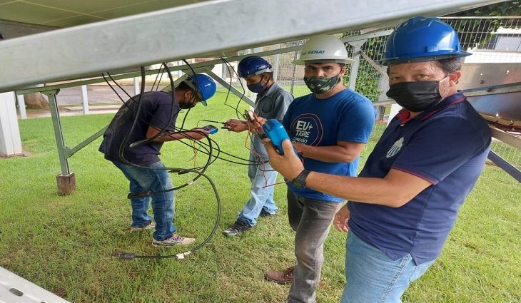 Parceria entre Rede Solidária e Senai capacita primeira turma de instaladores em energia fotovoltaica