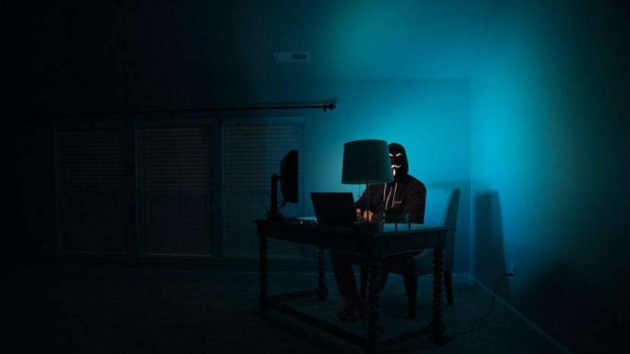 Grupo hacker invade laboratório de exames no Brasil e vaza senhas
