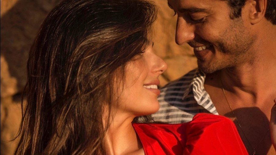 Isis Valverde ganha declaração do marido: "Mulher da minha vida" Isis Valverde ganha declaração do marido: "Mulher da minha vida"