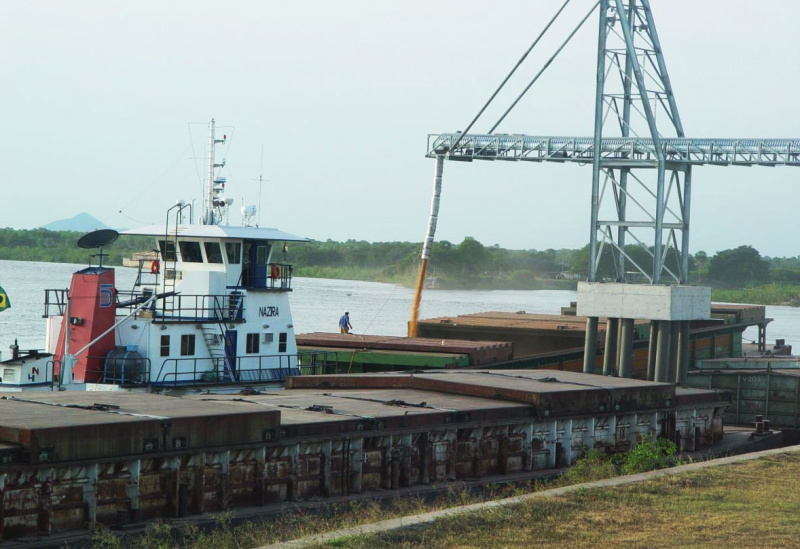 DESENVOLVIMENTO Terminal de embarque de Porto Murtinho/MS