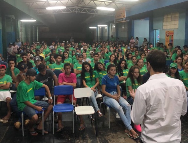 Alunos de escolas públicas participam de ciclo de palestras em Eldorado Alunos de escolas públicas participam de ciclo de palestras em Eldorado