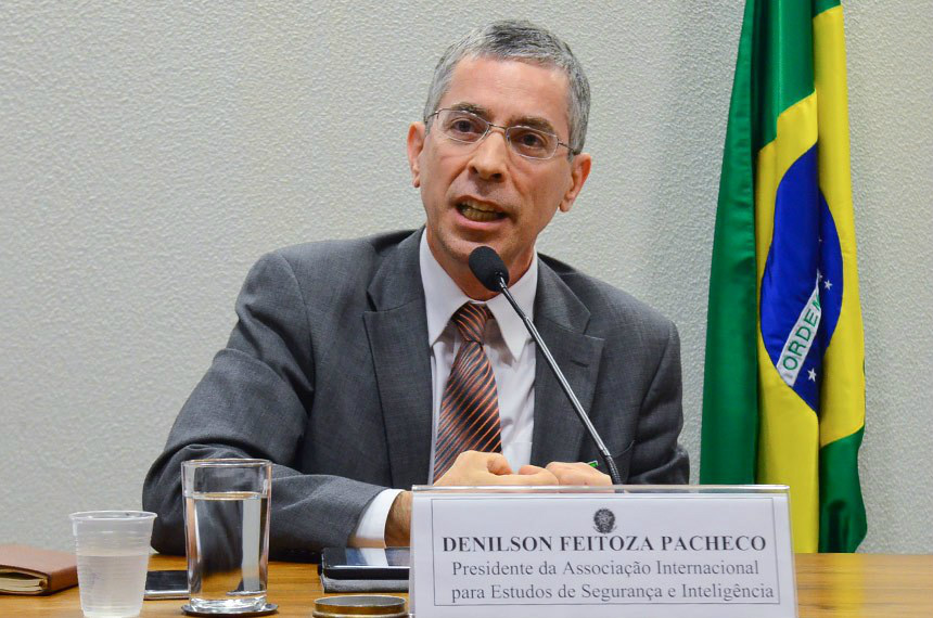 Agência Brasileira de Inteligência (Abin). Para Denilson Feitoza Pacheco, o Brasil erra ao não dar à devida importância aos serviços de inteligência