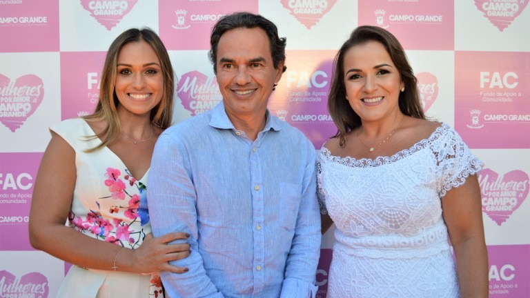 Prefeitura faz balanço de atividades e anuncia ampliação de Projetos Sociais Prefeitura faz balanço de atividades e anuncia ampliação de Projetos Sociais