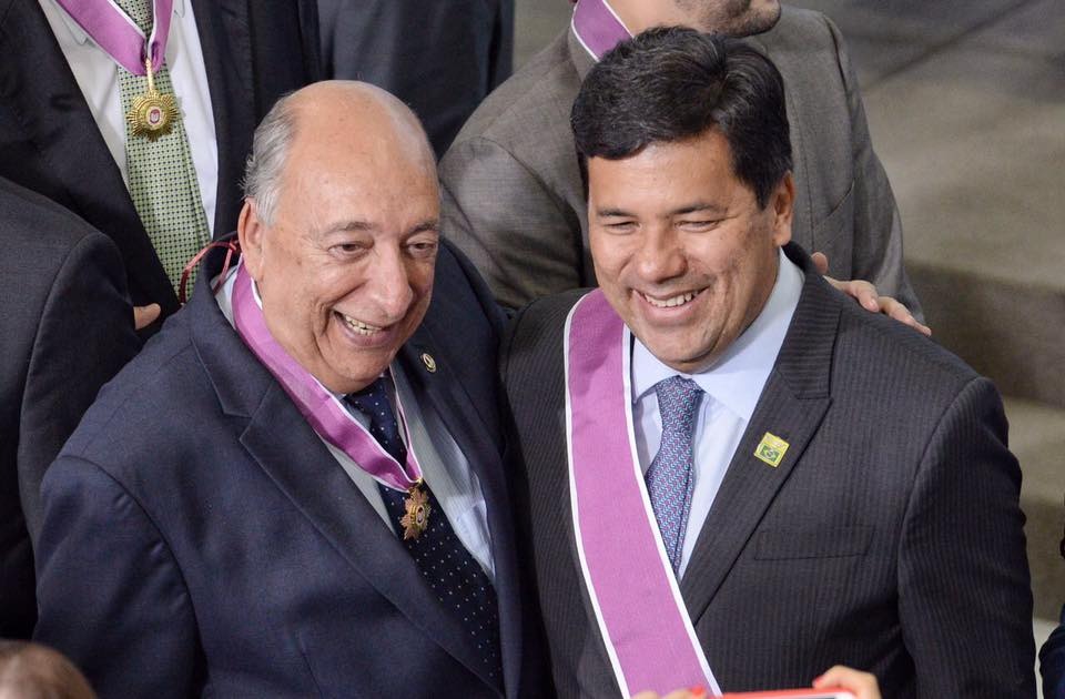 Pedro Chaves recebe o maior título da educação nacional Pedro Chaves recebe o maior título da educação nacional