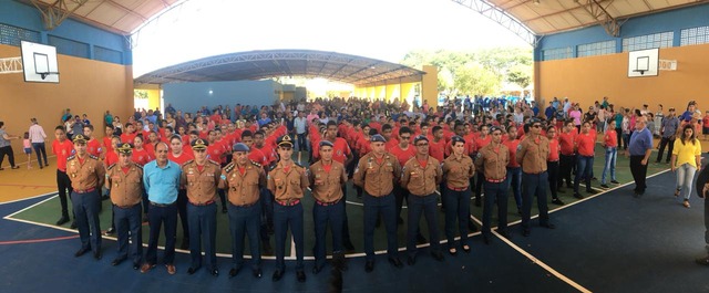 Solenidade de apresentação dos alunos do projeto Bombeiro Militar nas Escolas Solenidade de apresentação dos alunos do projeto Bombeiro Militar nas Escolas