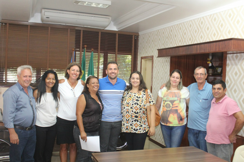 Nova Alvorada do Sul Patrícia Munhões (coordenadora), Rozidália J. Brito Reis, Antônio Mariano Sobrinho, Priscila Francielle Santana e Dionisio Feltrin