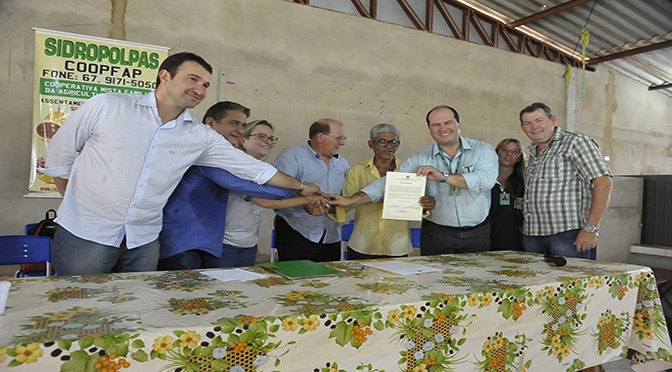 Agroindústria de Sidrolândia comemora com certificação, código de barra e ganho de mercado em Minas
